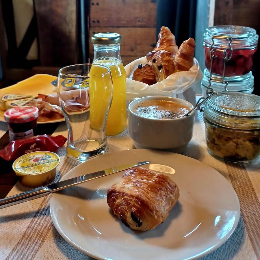 La Cabane Du Coing Visé Екстериор снимка